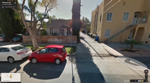 Turning into mid-block alleyway in the Los Feliz neighborhood.